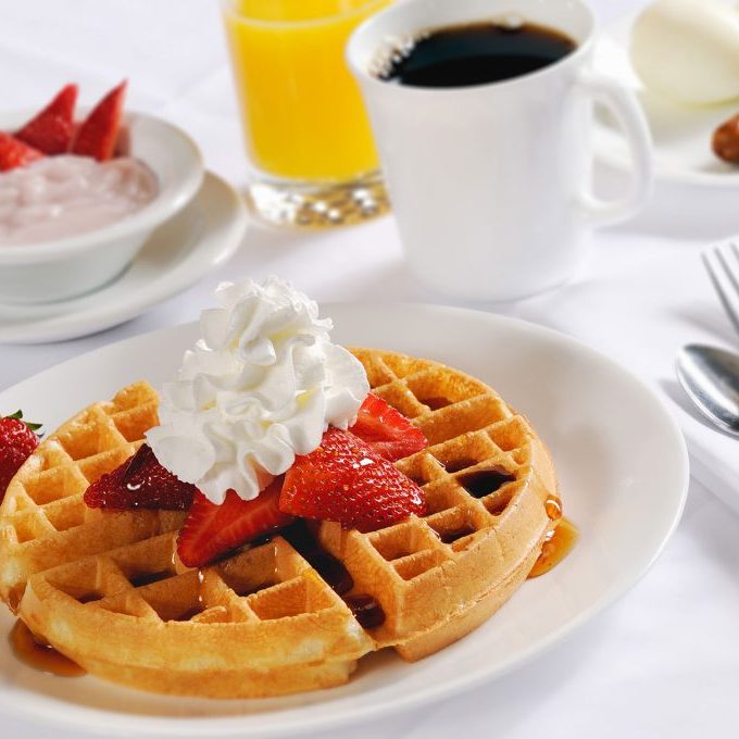 breakfast-waffle-pointe-resort-001